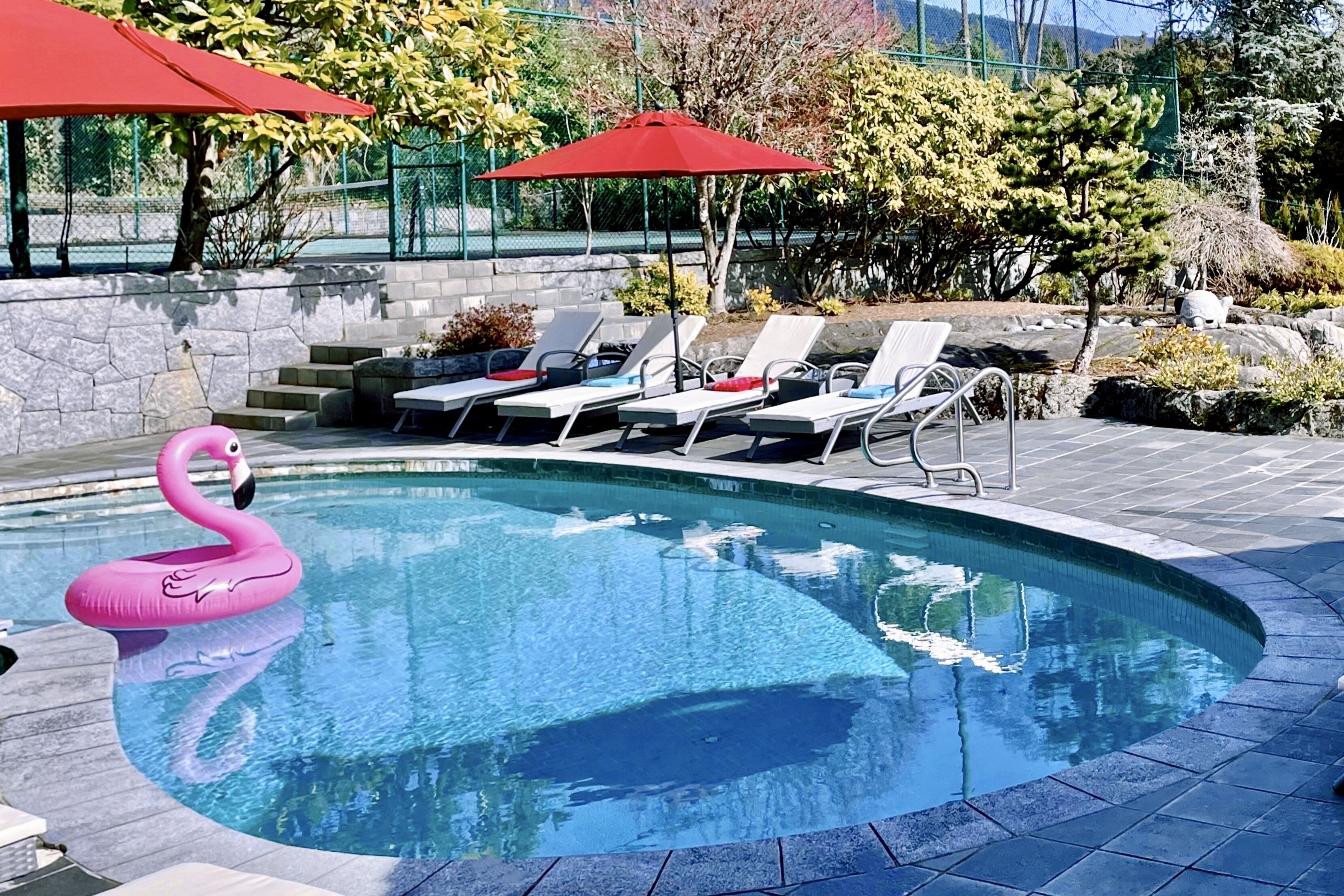 Seaview Mansion with Pool Hot tub Sauna Tennis court