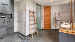 Vila (4 Bedrooms) | Comodidades da propriedade
