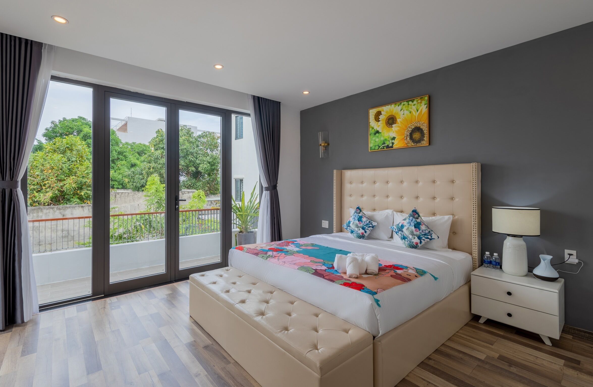 Deluxe-Villa | 6 Schlafzimmer, Schreibtisch, Verdunkelungsvorhänge