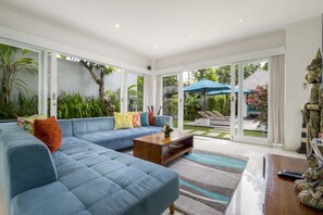 Living area - Your Luxury 5 Star Villa in Seminyak, For Less Than the Price of a Hotel, Villa Bali 2062 (Seminyak)