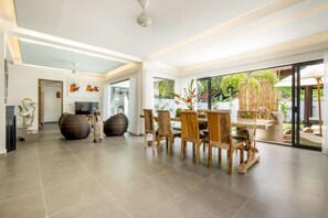 Villa (3 Bedrooms) | Property amenity - Rent a Luxury Villa in Bali Close to the Beach, Bali Villa 2057 (Seminyak)