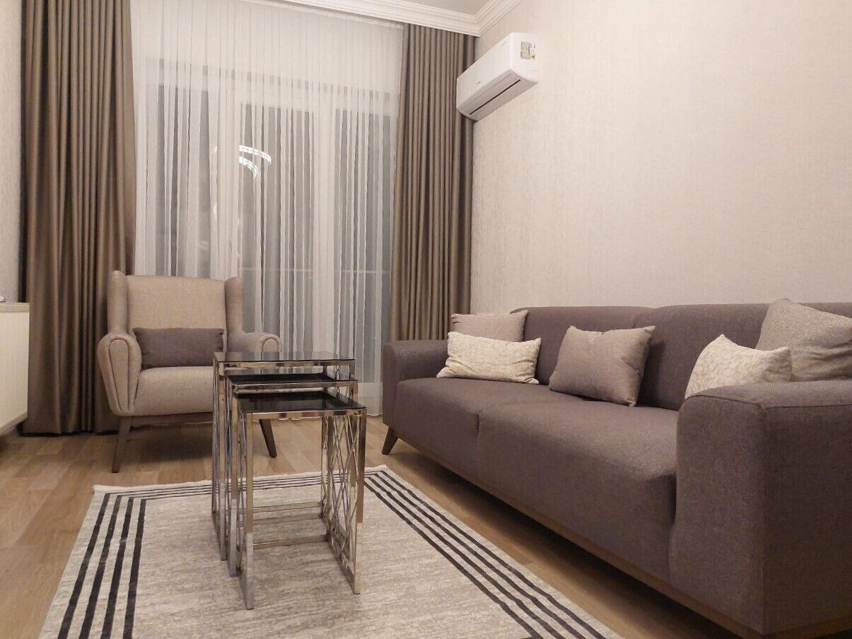 Stylish Flat At The Küçükçekmece Apt. 115