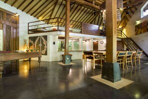 فيلا (3 Bedrooms) | وسائل الراحة في المنشأة