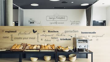 Colazione a buffet, servita tutte le mattine (23 CHF a persona)