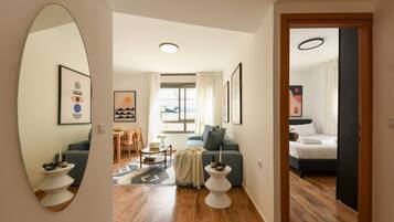 2 bedrooms, iron/ironing board, free WiFi