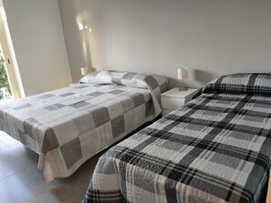 2 bedrooms, free WiFi, bed sheets - the garden of Etna (Mascalucia)