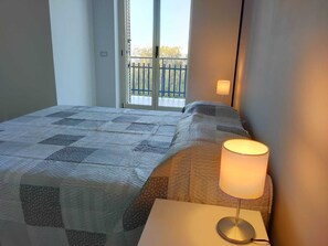 2 dormitorios, wifi gratis, ropa de cama
