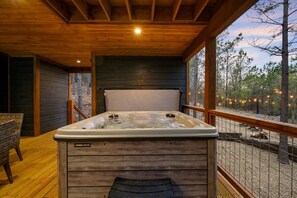 Bain à remous extérieur