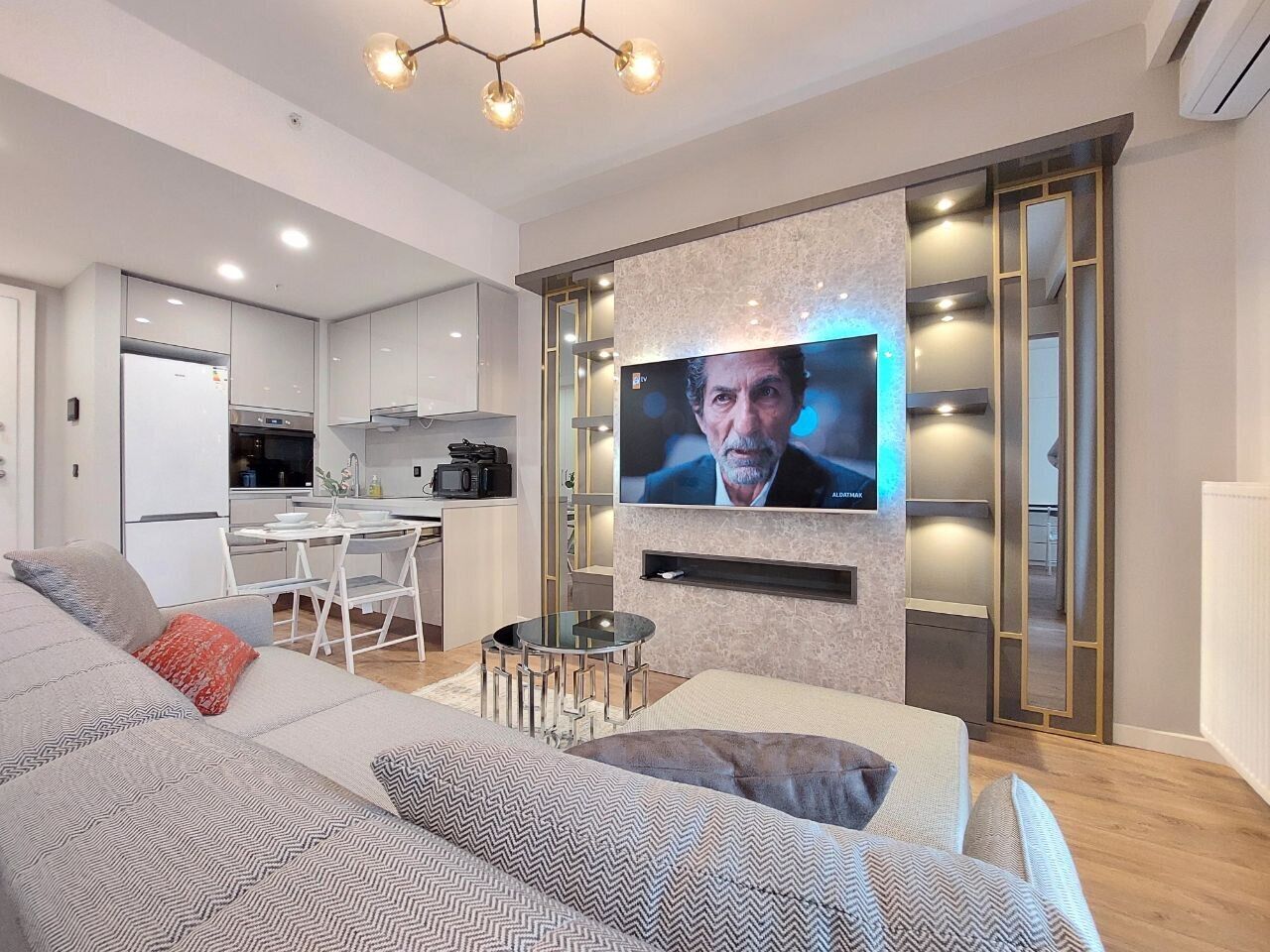 Stylish Flat With The Swimming Pool&Fitness Apt. 11