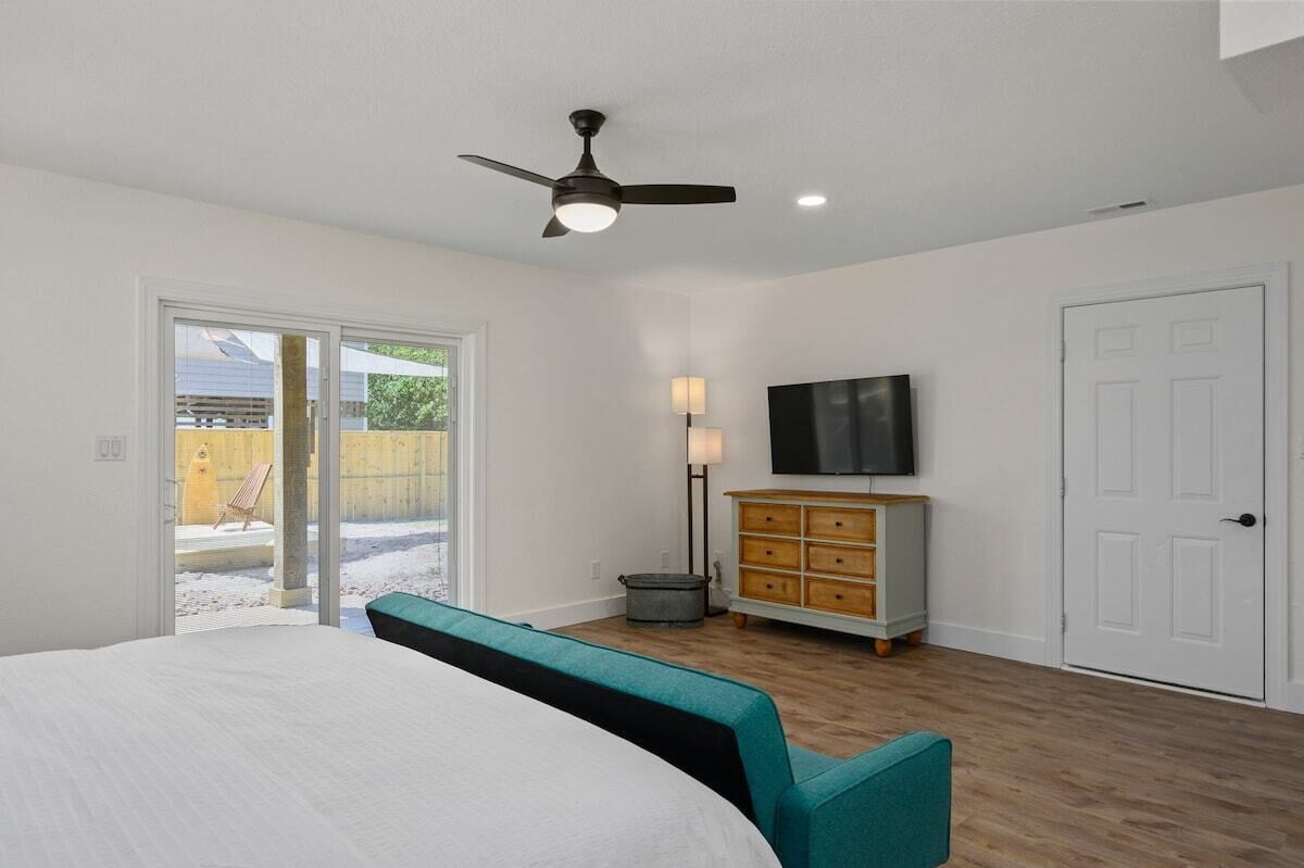 Bayside Studio Retreat | Hot Tub