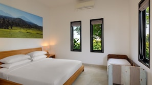 Villa (3 Bedrooms) | Property amenity - Lovely 3BR Villa W/ Amazing Pool & Sea Views, Bali Villa 2235 (Sukasada)