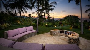 Terrace/patio - Lovely 3BR Villa W/ Amazing Pool & Sea Views, Bali Villa 2235 (Sukasada)