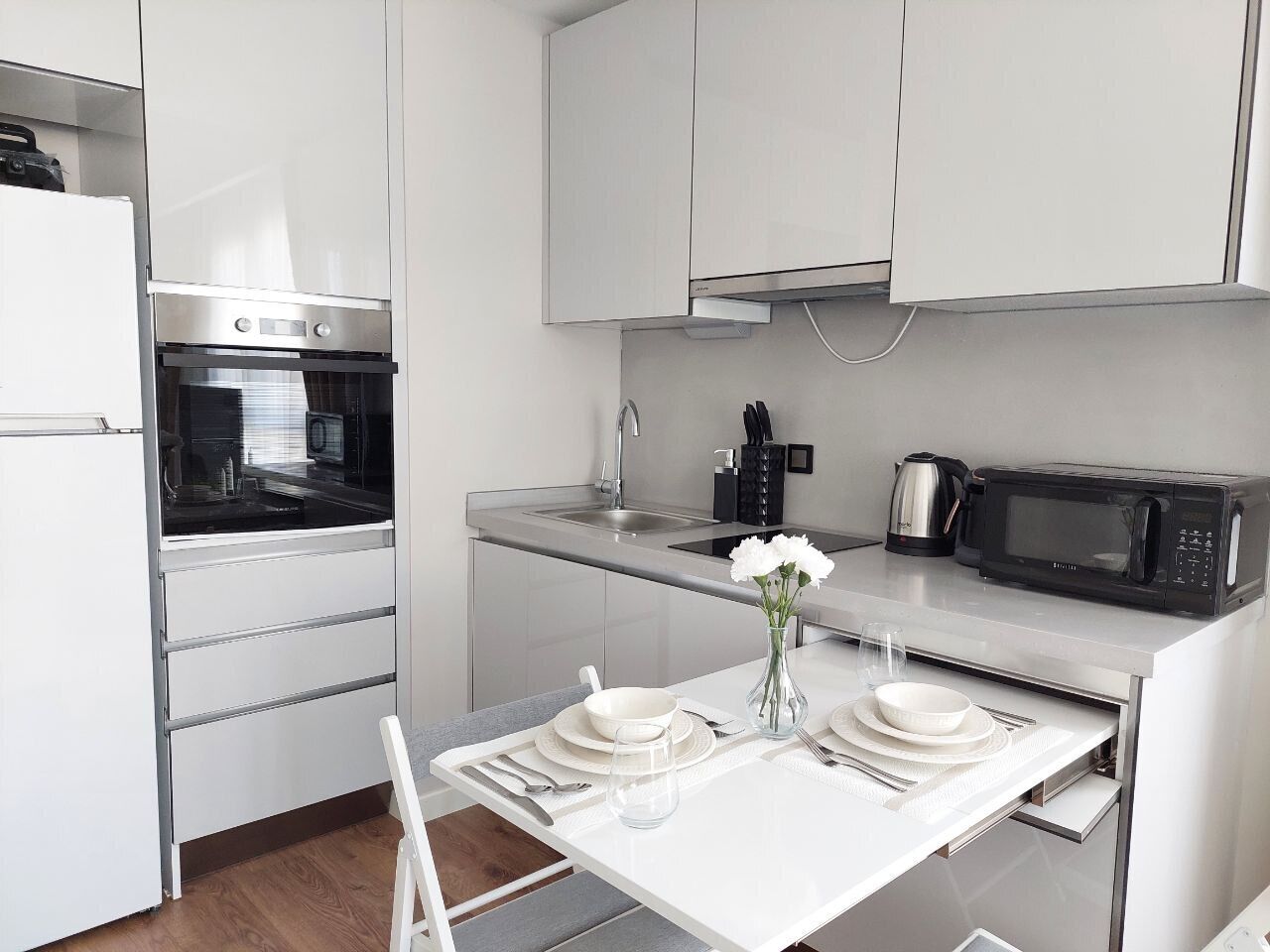 Modern Flat Apt Near City Center Apt. 51