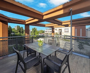 Deluxe Apartment, 2 Bedrooms, Balcony | View from room