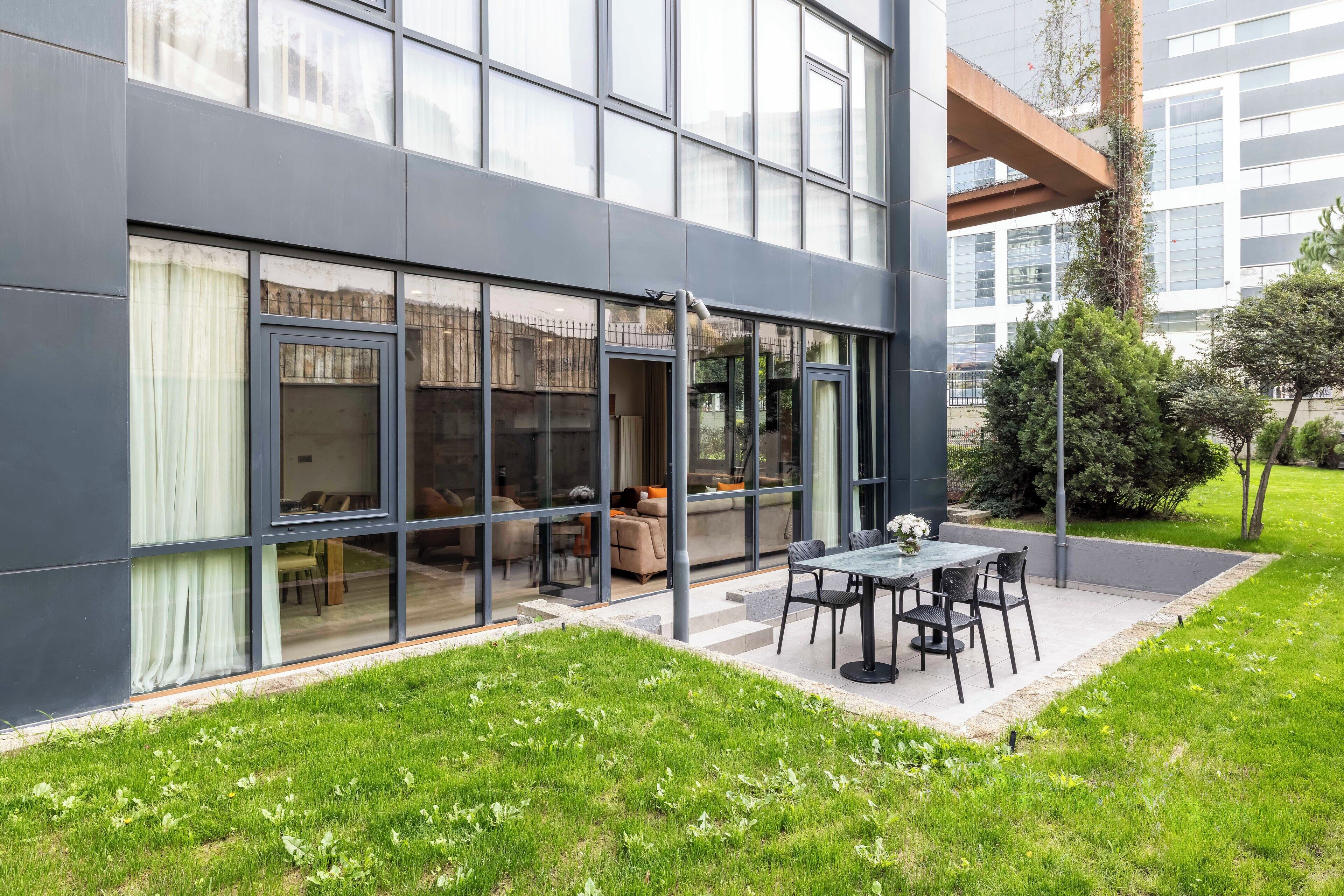 Dupleks - 5 soveværelser | Terrasse/gårdhave