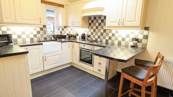 Fridge, dishwasher, electric kettle, toaster