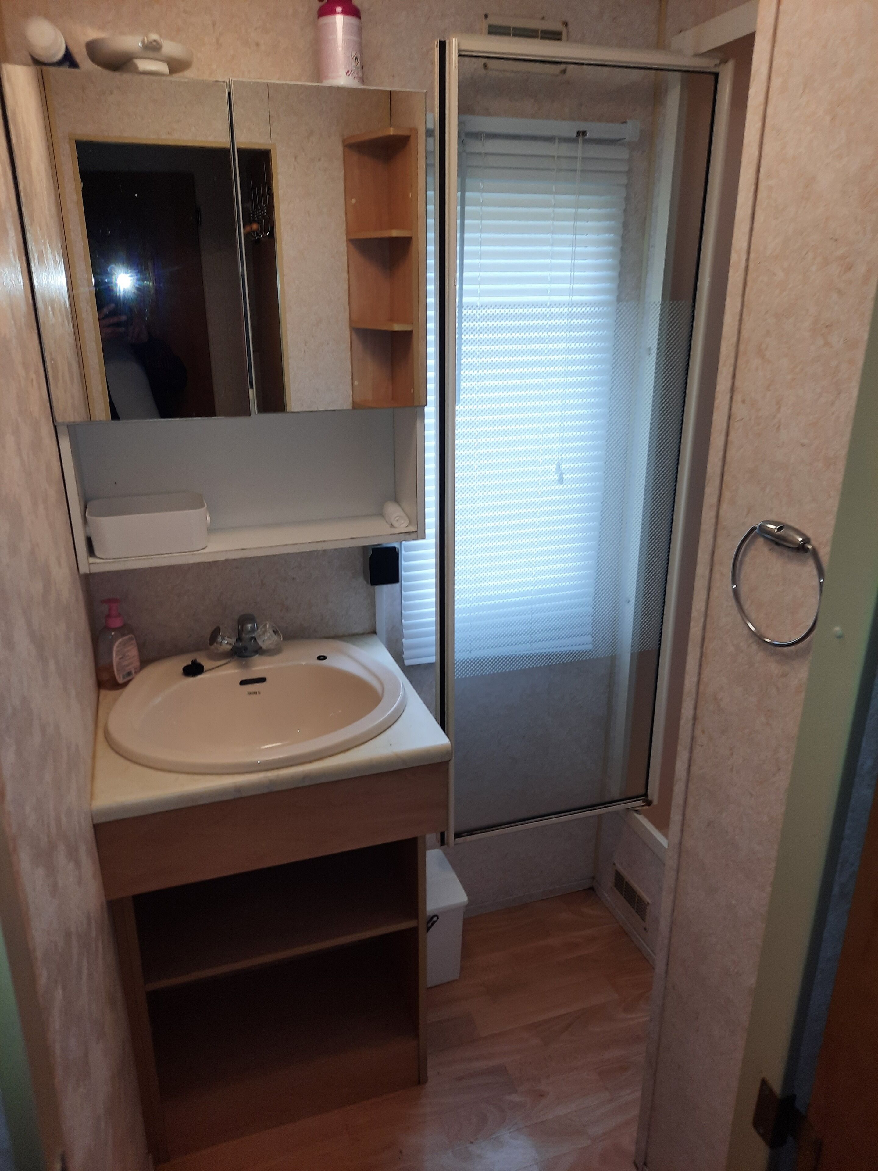 Mobil Home AU Bors DU LAC DE Montaigu