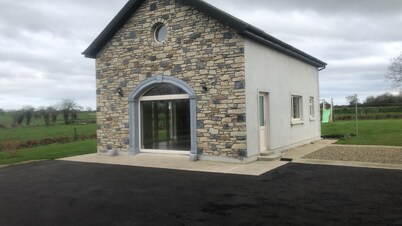 Charming 4-bed Lodge in Mooncoin