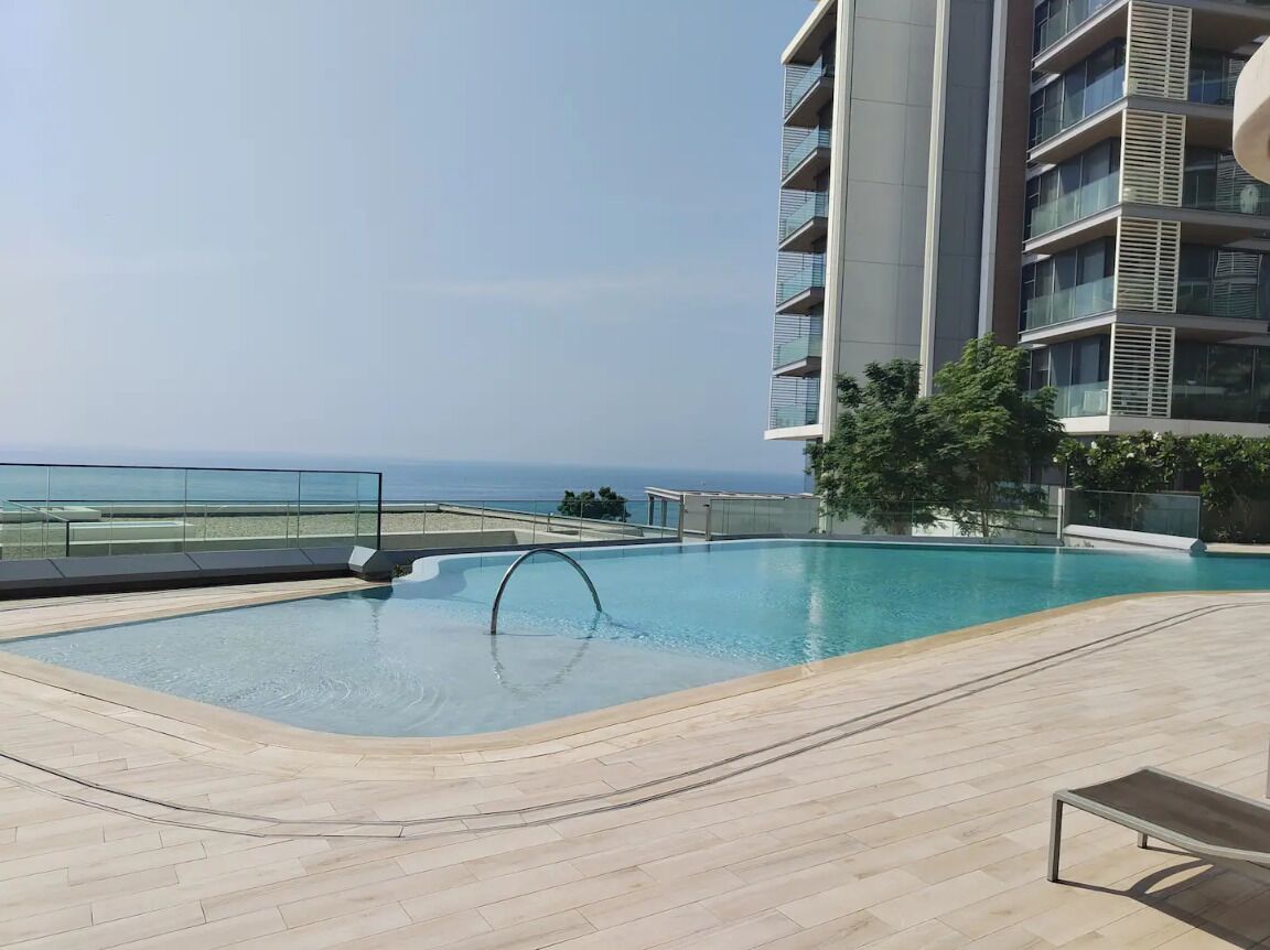 Kolam renang outdoor