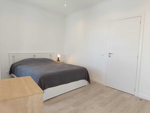 1 bedroom, free WiFi, bed sheets - Beach Haven (Albufeira)
