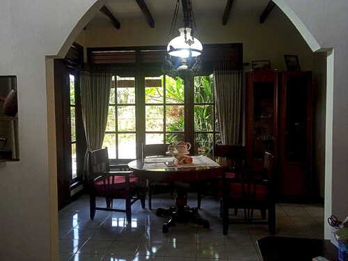 EXPRESS O 92299 Bumi Bati Deudeuh