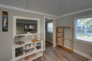 Interior - Down Point Hideaway - Ocracoke Island (Ocracoke)