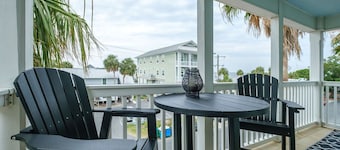 Key Lime Cottage! Golf Cart Inc. Summer Special!