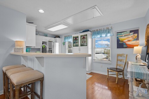 KeyLime Downtown Gulf View-FREE Golf Cart for 2026