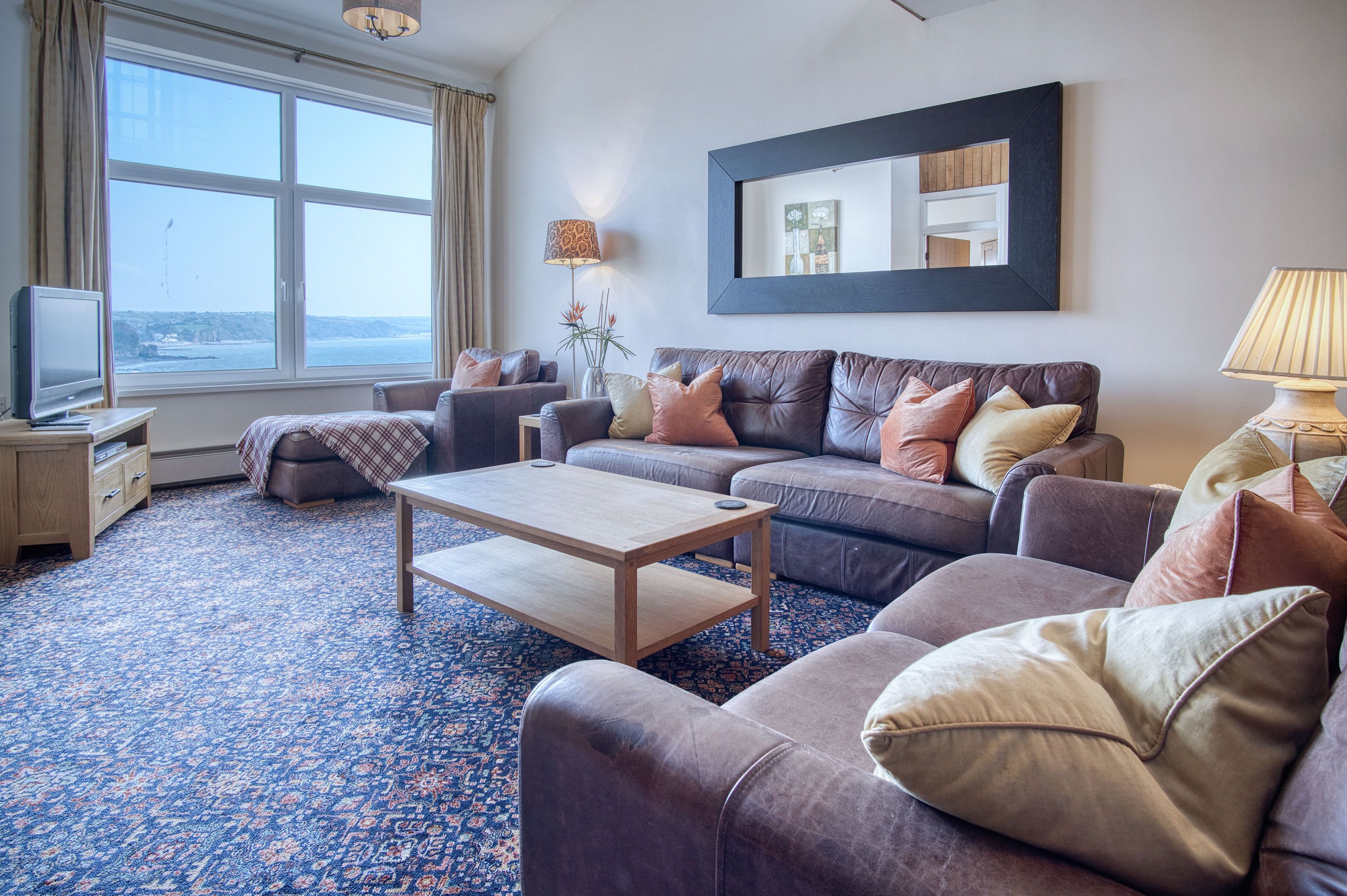 Beach View - 3 Bedroom Holiday Home - Saundersfoot