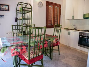 Dining - Villetta punta lì turchi Porto Ottiolu rentals (budoni)