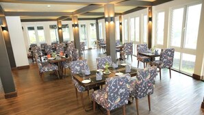 Ảnh chưa phân loại, 4 trong số 26 ảnh, nút