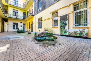 Exterior - Venus Apartments - Kazinczy Street I (Budapest)