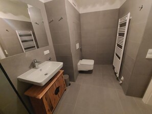 Towels - Premium Apartment Maria Hilf 1+2 Double by Interhome (Vienna / 6. District)