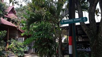Bagian depan properti
