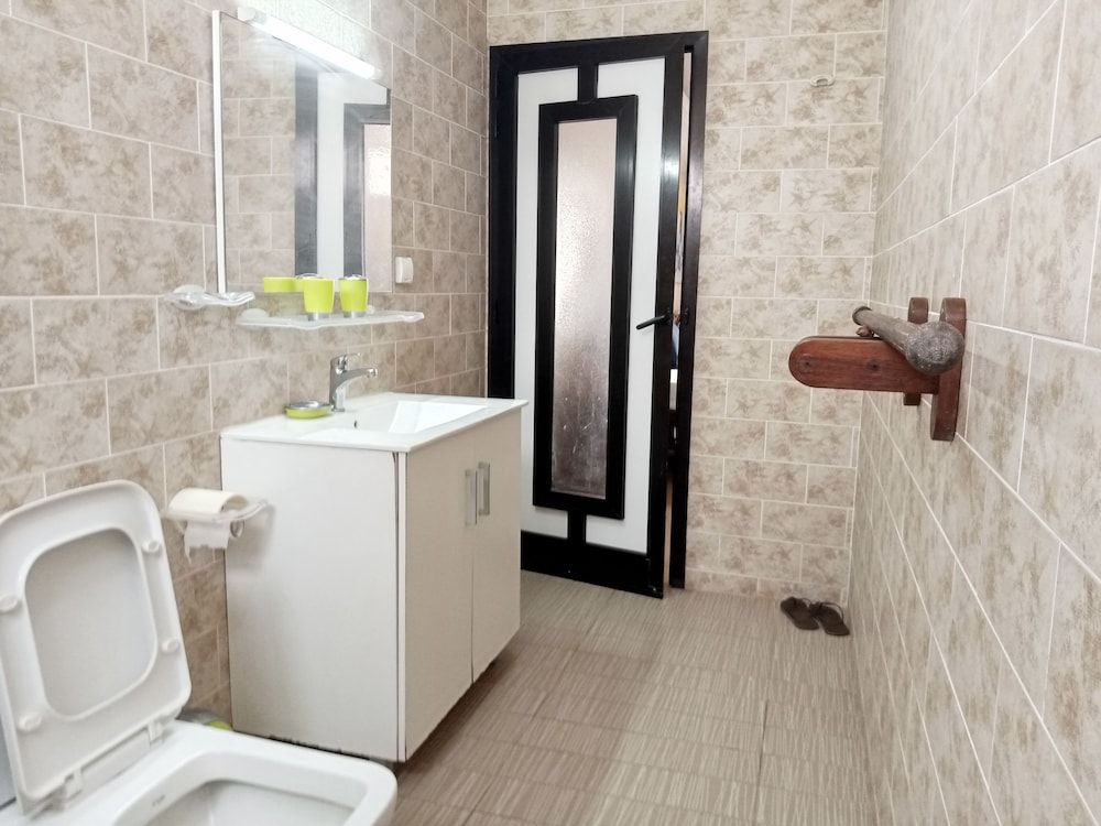 Residence Kakatar by null