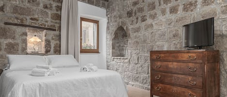 2 camere, una scrivania, culla da viaggio, Wi-Fi gratuito