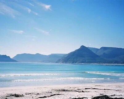 Dreamtime- 60m around the corner from the beach