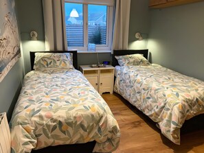 Cottage | 2 bedrooms, individually decorated, individually furnished, free WiFi - Seaspray (St Bees)