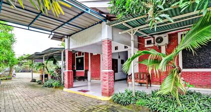 OYO 90222 Lafa Park Syariah