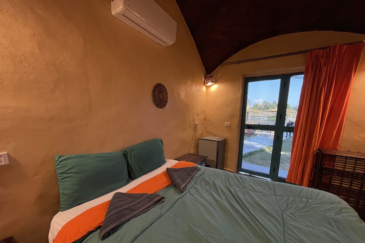 Wi-Fi de cortesia, roupa de cama