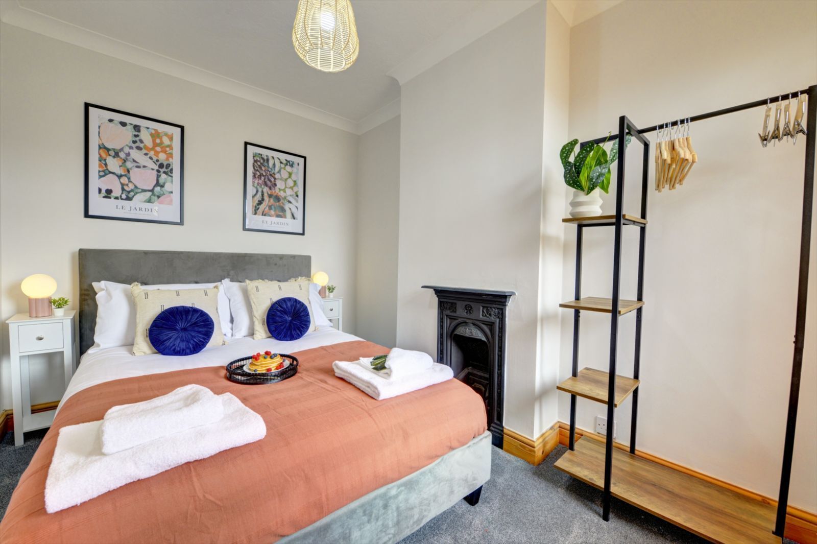 The Dudley | Rustic & Charming Victorian House with Suntrap Garden | eco-Short Term Let by SILVA