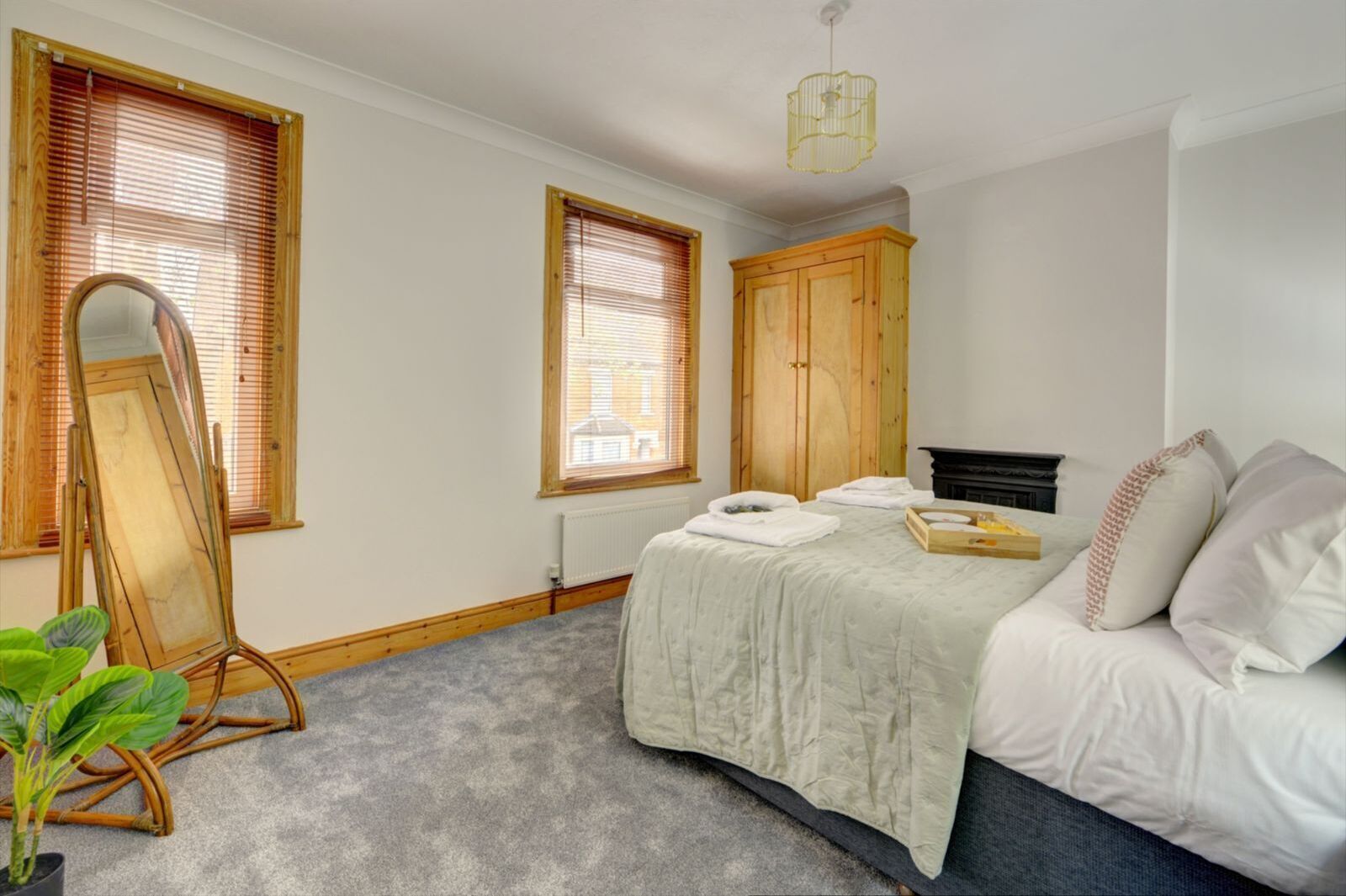 The Dudley | Rustic & Charming Victorian House with Suntrap Garden | eco-Short Term Let by SILVA