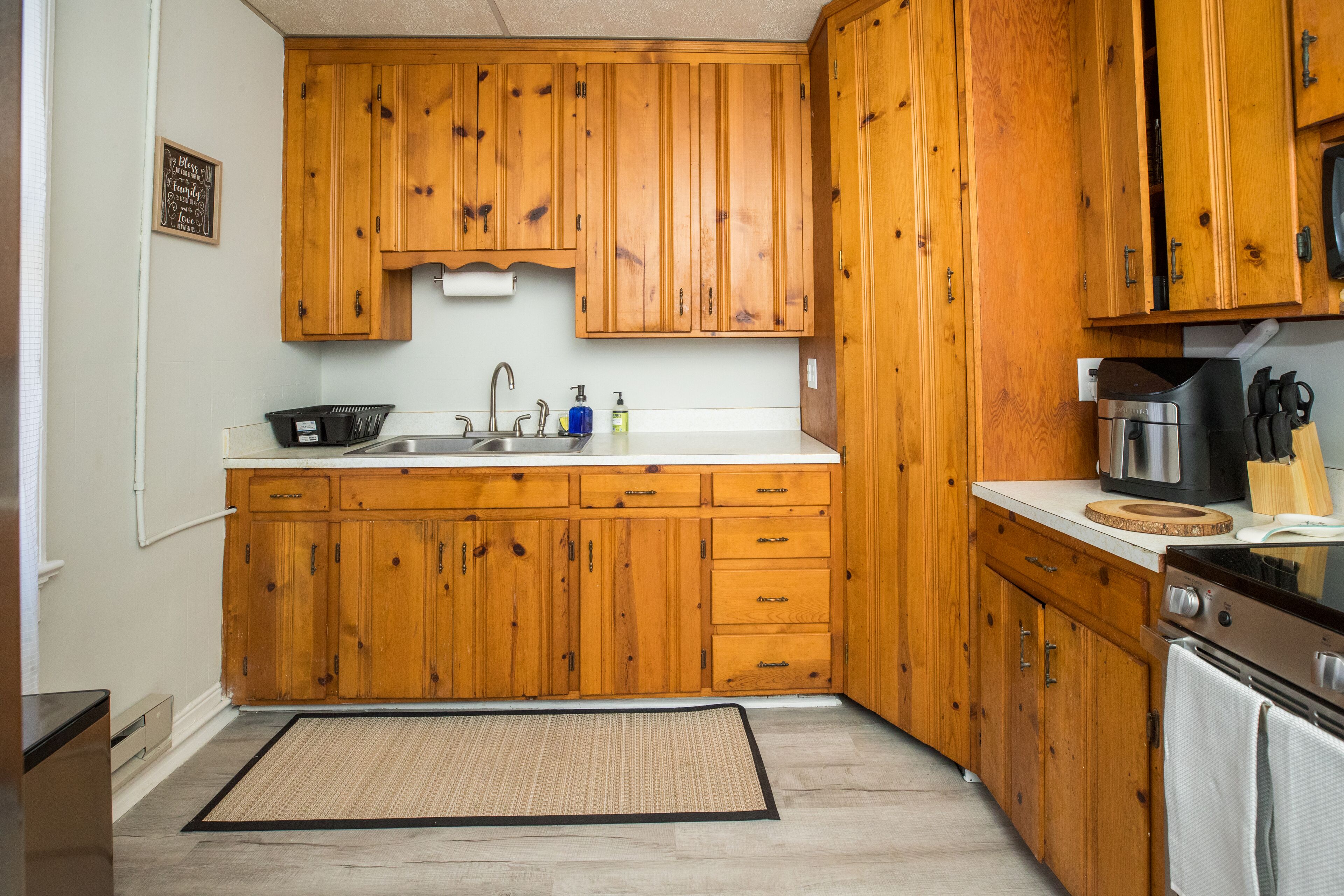 Cute 2 Bedroom House