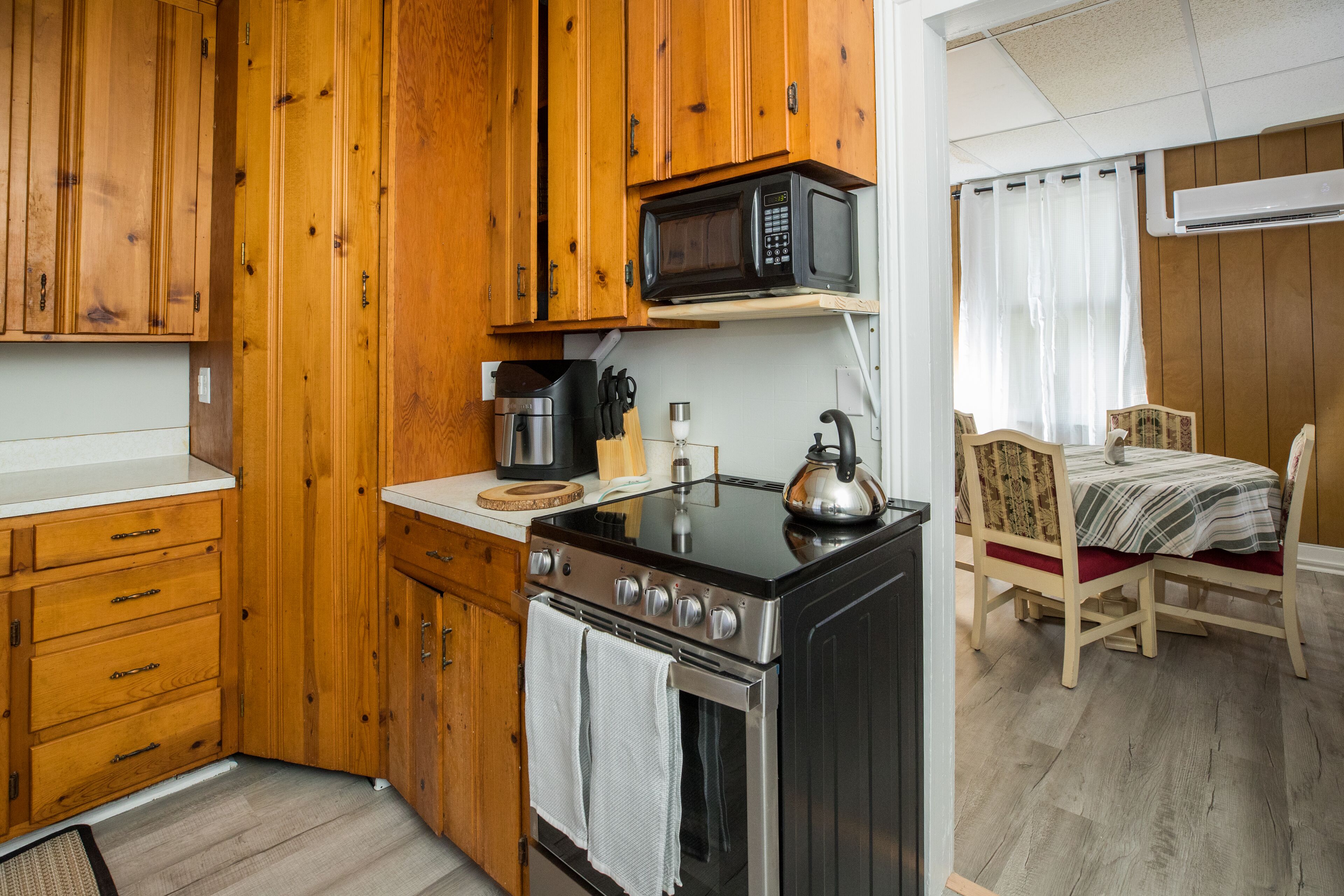 Cute 2 Bedroom House