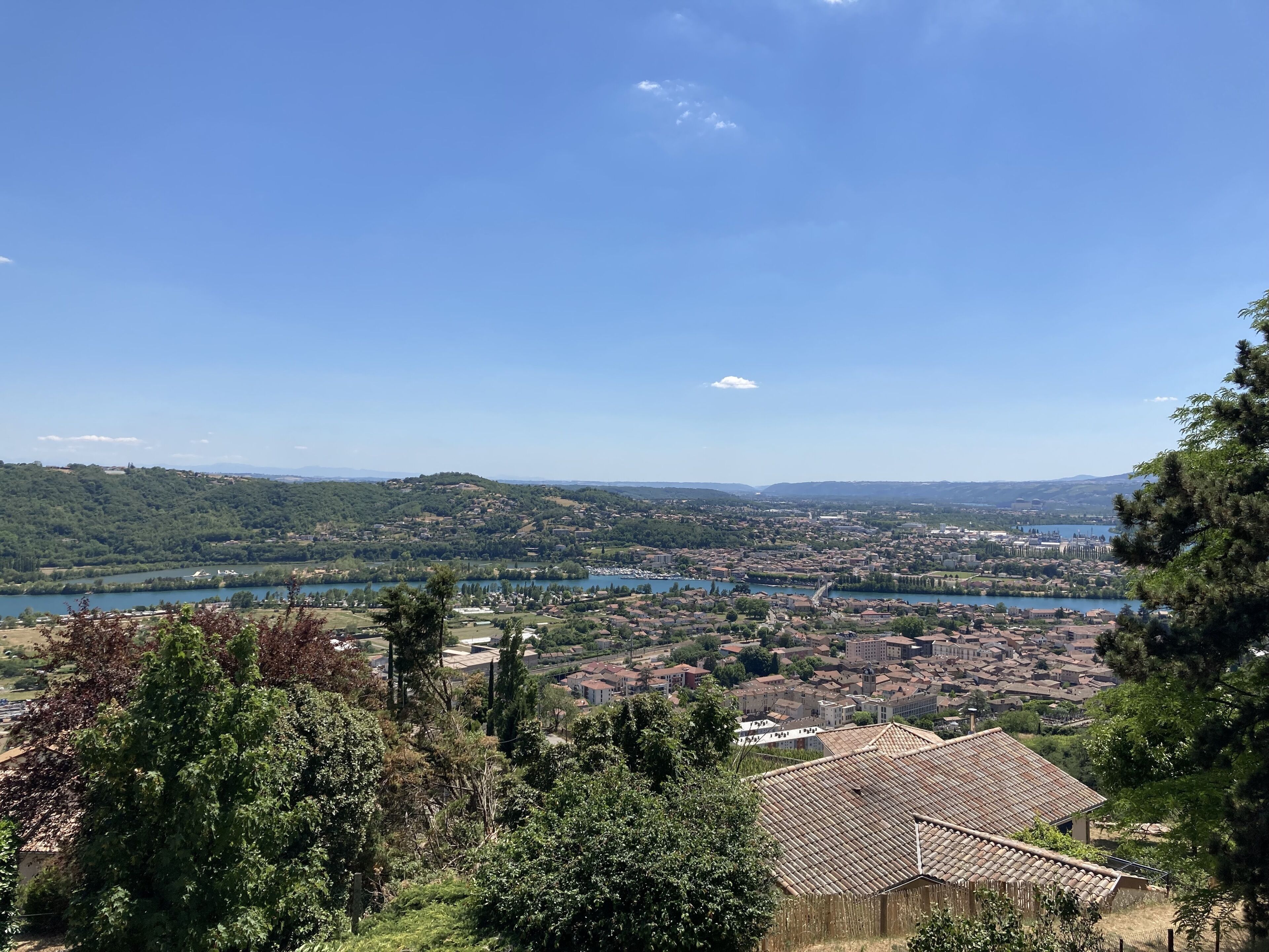Entre Vignes et Rhône