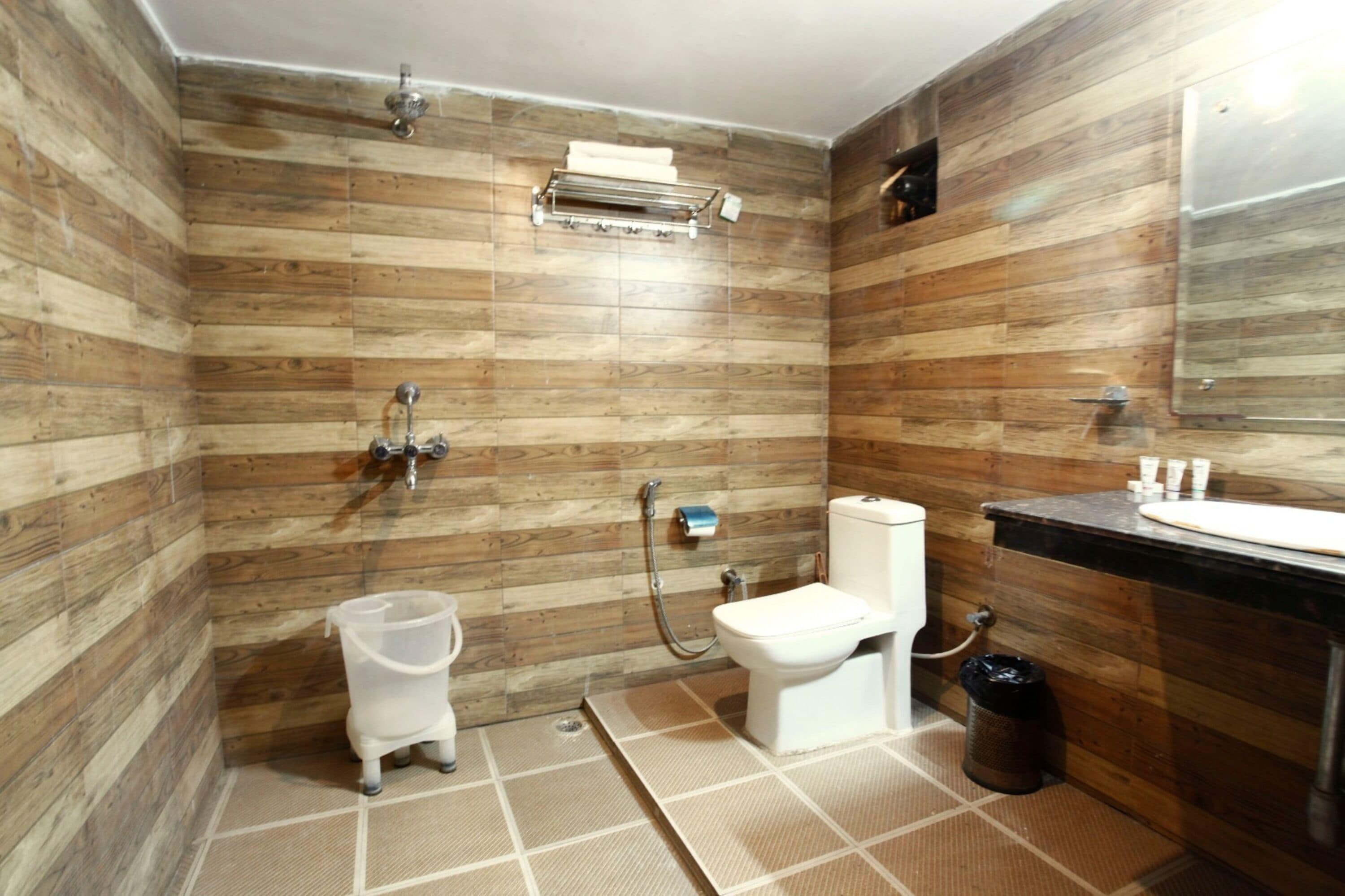 Vanasthali Jungle Resort Jim Corbett