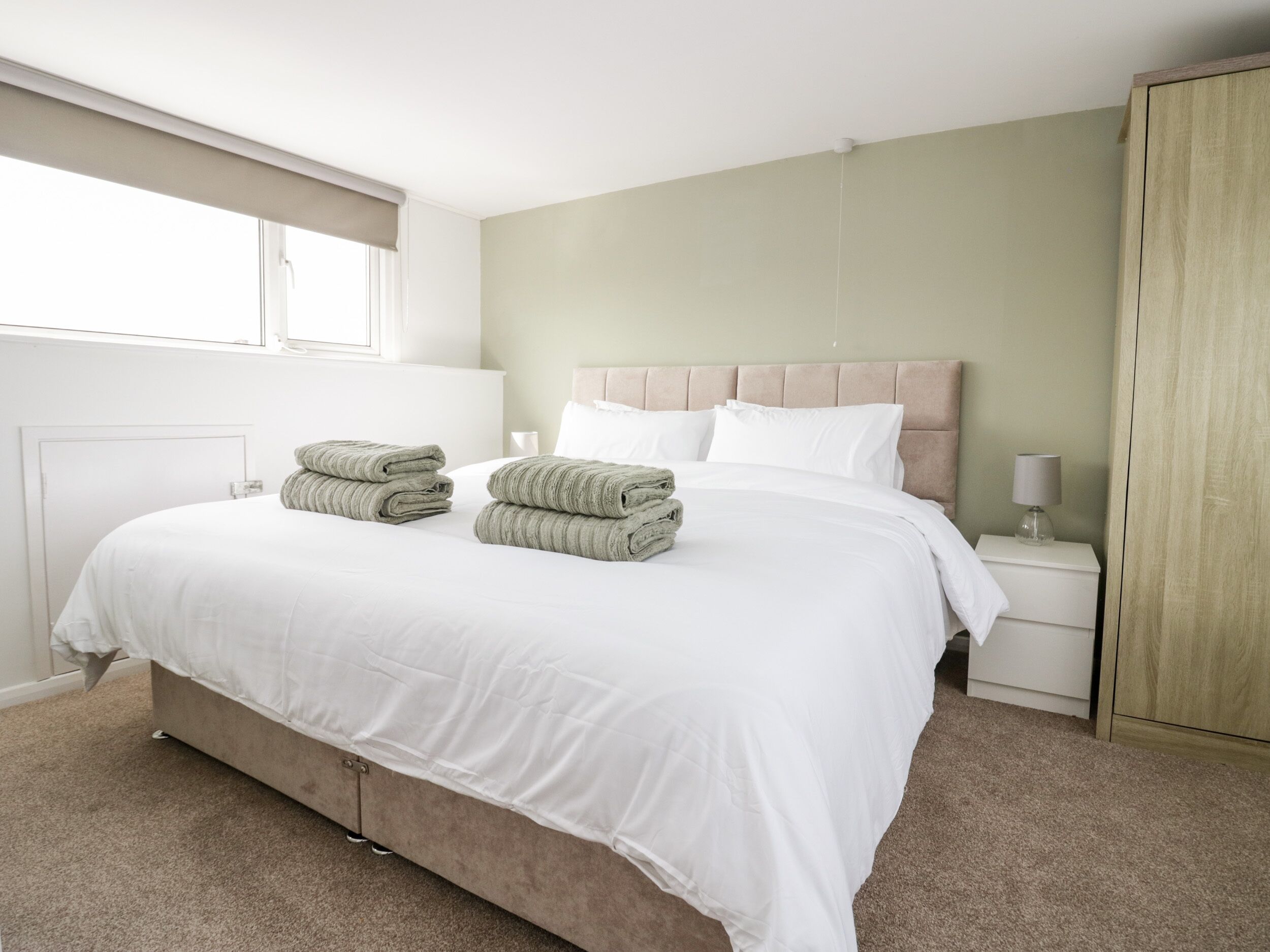 3 slaapkamers, individueel gedecoreerd, individueel gemeubileerd