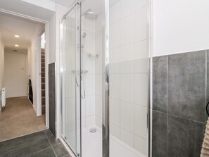 Shower - Wainwright Cottage (Seascale)