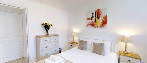 Apartment | 2 bedrooms, iron/ironing board, free WiFi