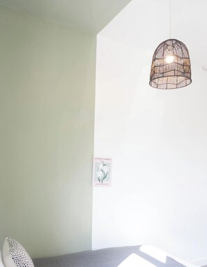 Interior - Bee Stays- Cooper House (Haydock)